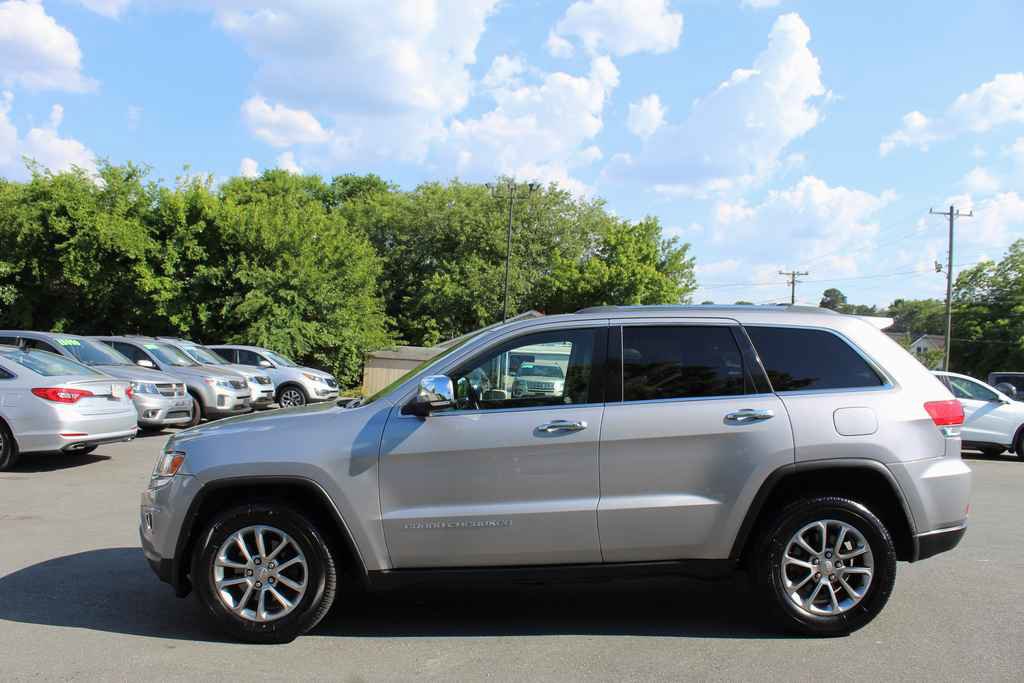 Used 2015 Jeep Grand Cherokee Limited AWD/4WD image 11