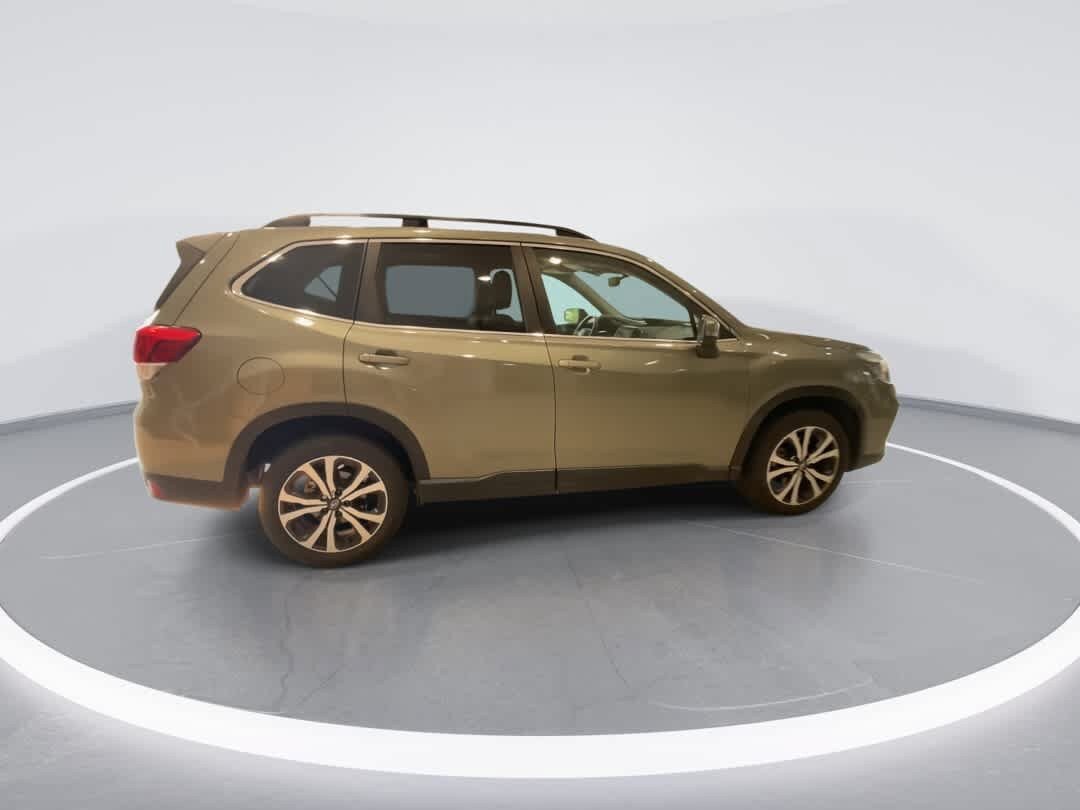 Used 2019 Subaru Forester Limited AWD/4WD image 9