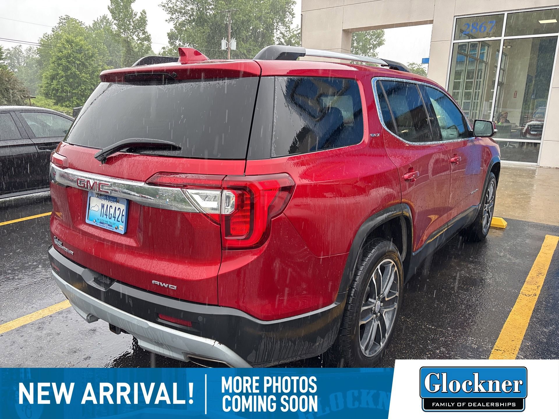 Used 2022 GMC Acadia SLT w/ Preferred Package AWD/4WD image 4