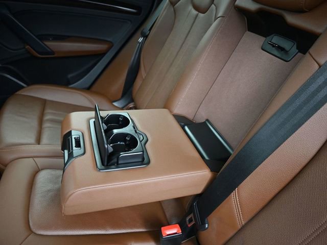 Used 2018 Audi Q5 2.0T Premium Plus w/ Premium Plus Package image 29