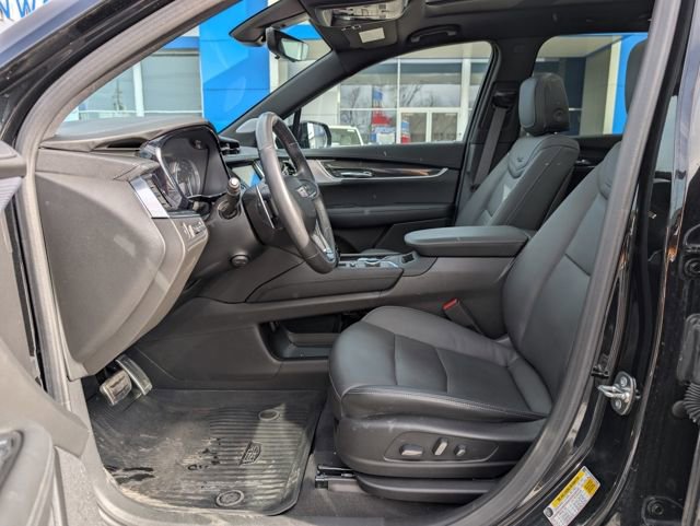 Used 2024 Cadillac XT6 Sport w/ Technology Package image 7