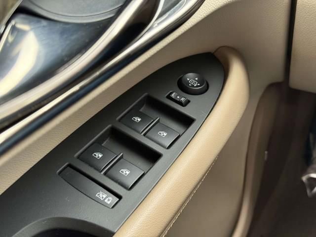 Used 2015 Cadillac ATS Performance AWD/4WD image 17