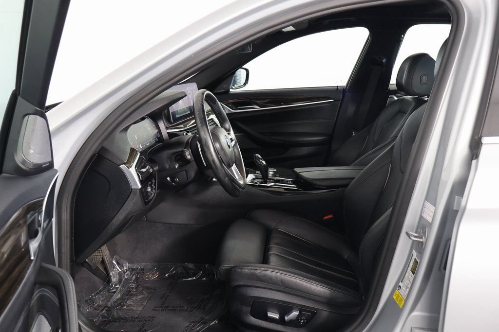 Used 2021 BMW 540i w/ Premium Package RWD image 10