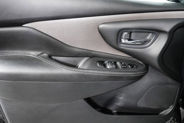 Used 2022 Nissan Murano SV FWD image 8