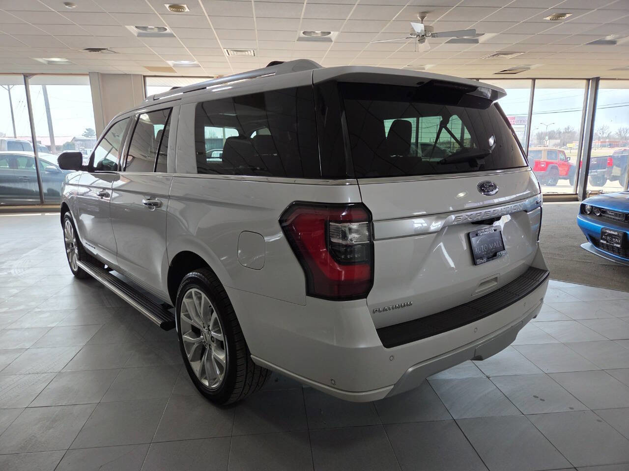 Used 2018 Ford Expedition Max Platinum image 5