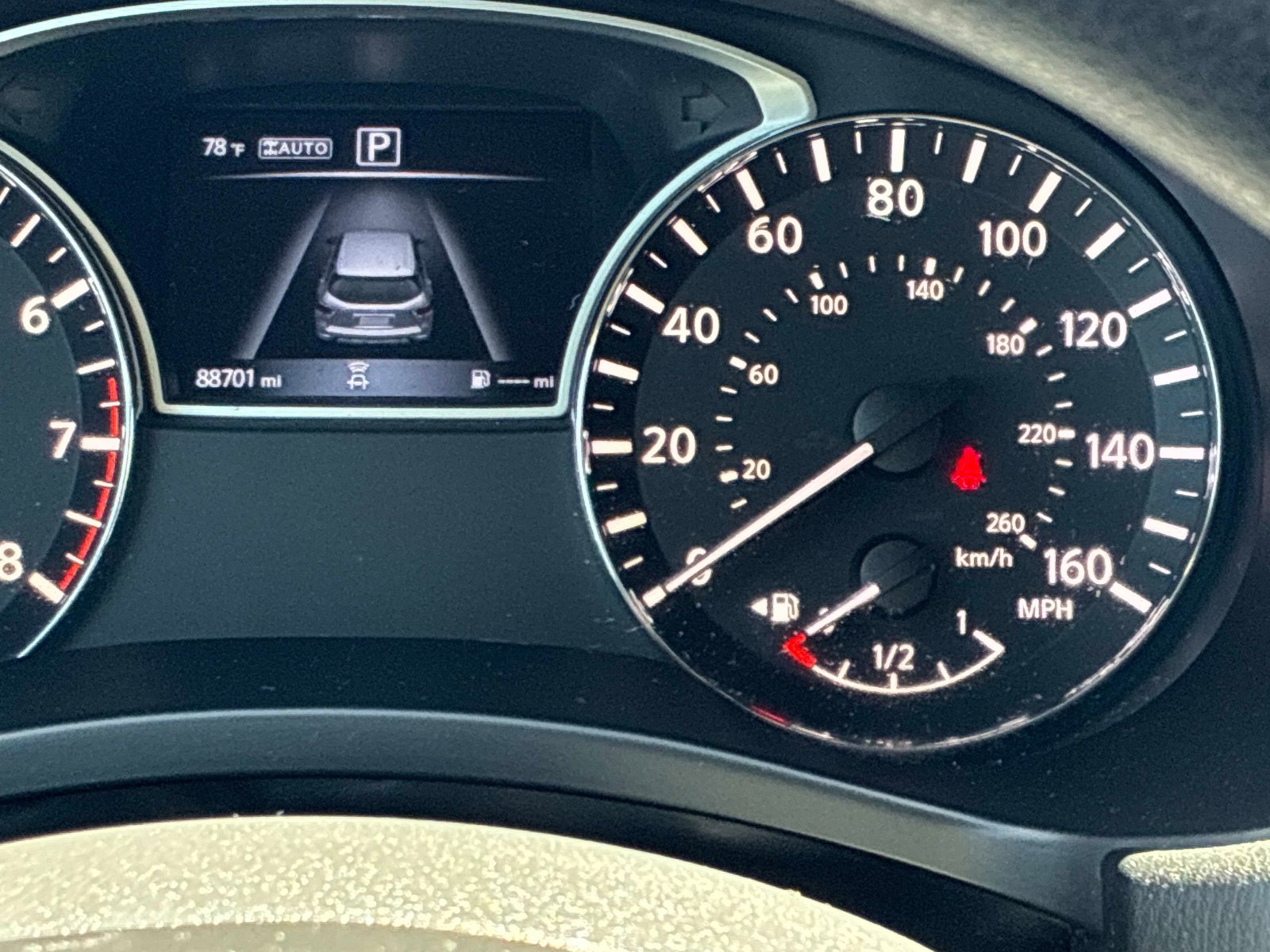Used 2018 Nissan Pathfinder S AWD/4WD image 25