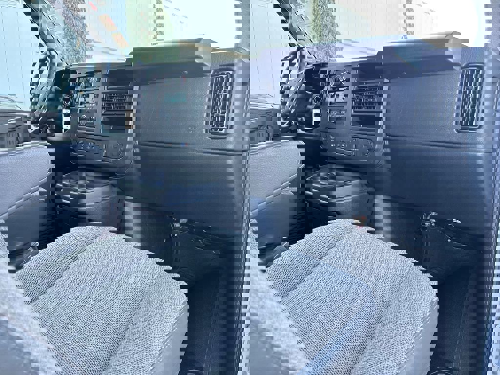 Used 2023 Chevrolet Express 3500 LT w/ LT Preferred Equipment Group image 31