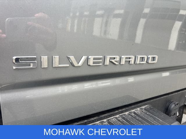 Used 2025 Chevrolet Silverado 2500 Custom w/ Custom Value Package AWD/4WD image 31