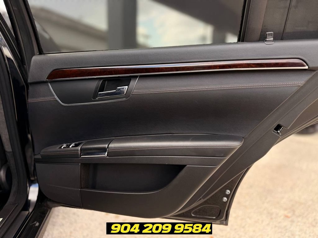 Used 2013 Mercedes-Benz S 63 AMG image 28