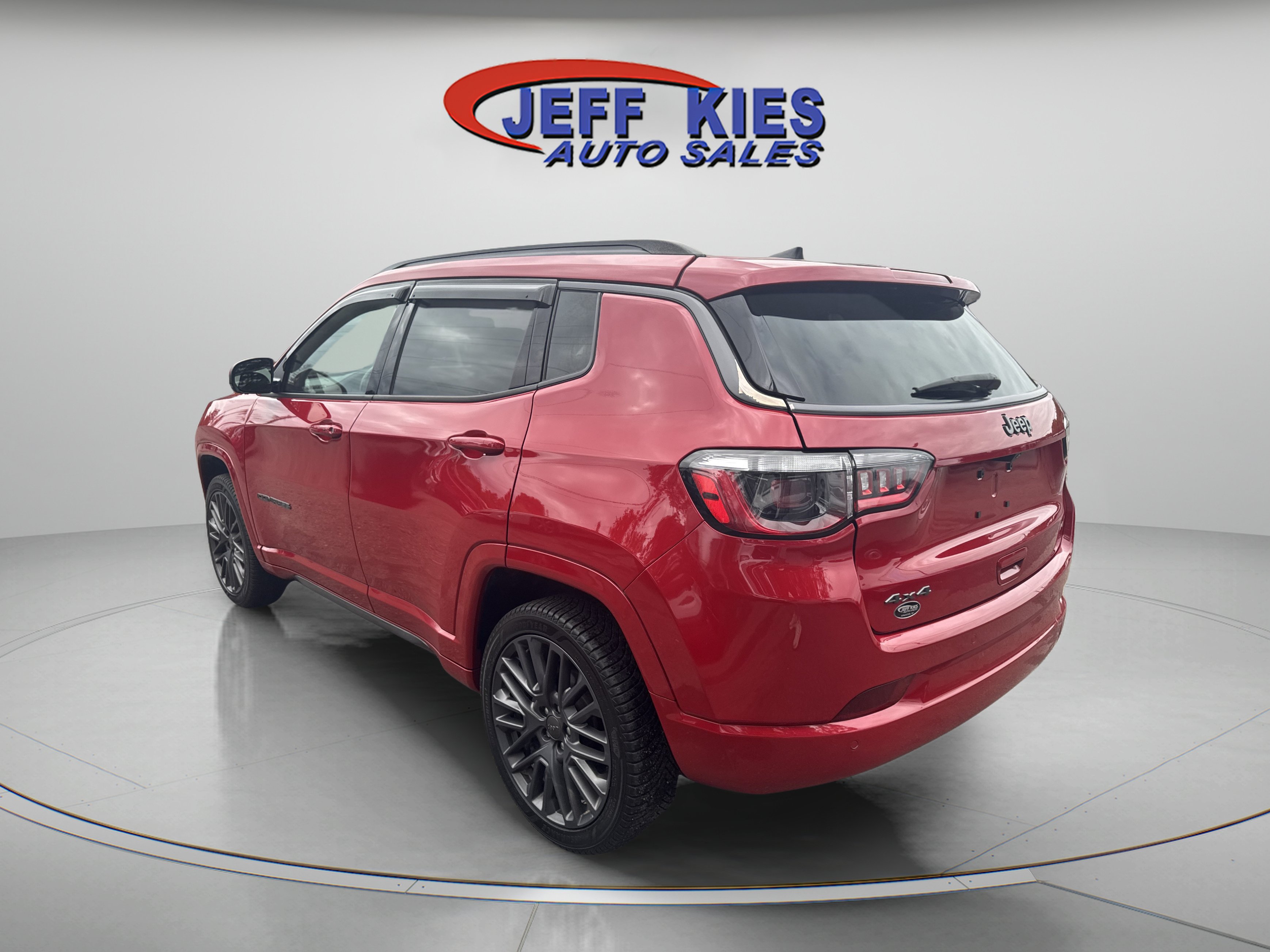 Used 2022 Jeep Compass Limited AWD/4WD image 7