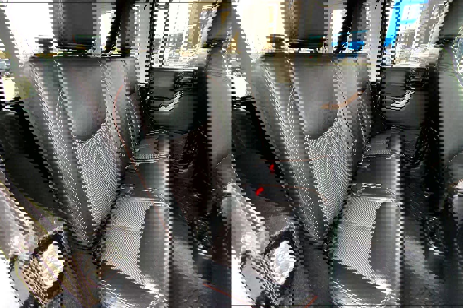 Used 2017 Jeep Wrangler 75th Anniversary image 19