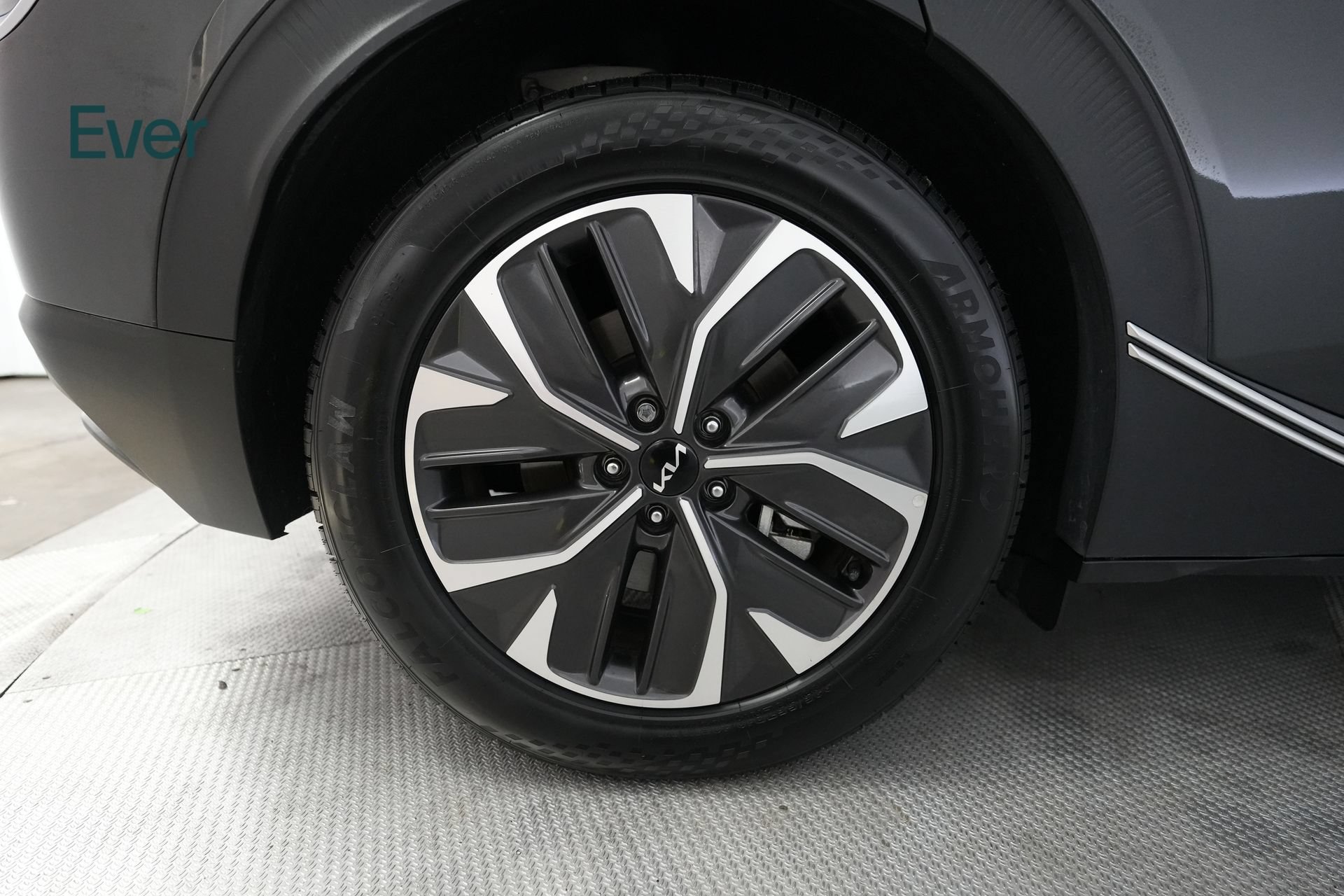 Used 2024 Kia EV6 Light RWD image 22