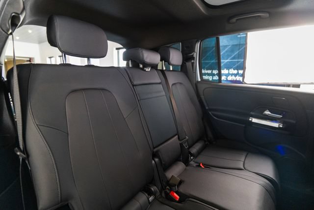 New 2026 Mercedes-Benz GLB 250 4MATIC image 34