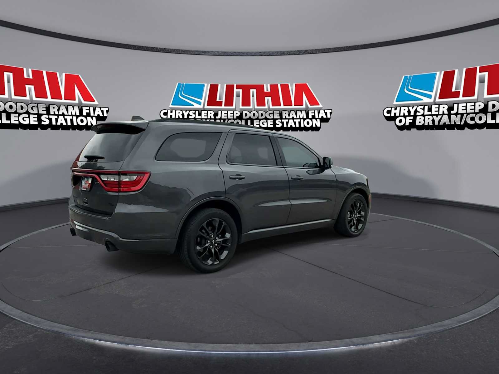 Used 2025 Dodge Durango R/T AWD/4WD image 8