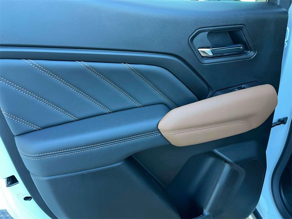 New 2026 GMC Canyon AT4 w/ Technology Plus Package image 16