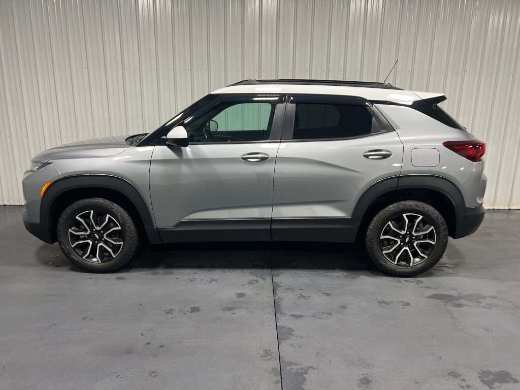 Used 2023 Chevrolet TrailBlazer ACTIV w/ Convenience Package image 18