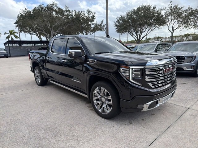 Used 2025 GMC Sierra 1500 Denali w/ Denali Reserve Package image 8