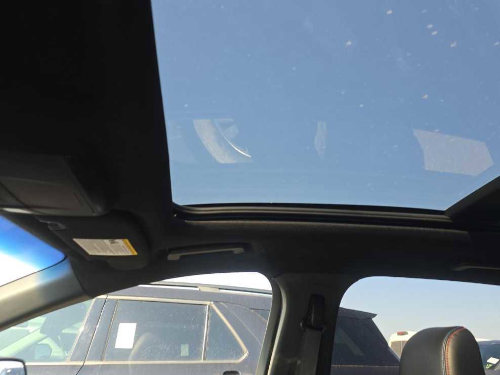 Used 2023 Ford Edge ST w/ Equipment Group 401A image 11