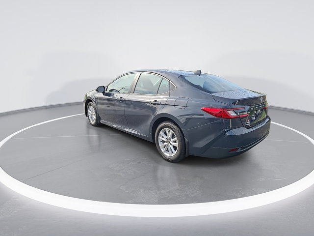Used 2025 Toyota Camry LE AWD/4WD image 6