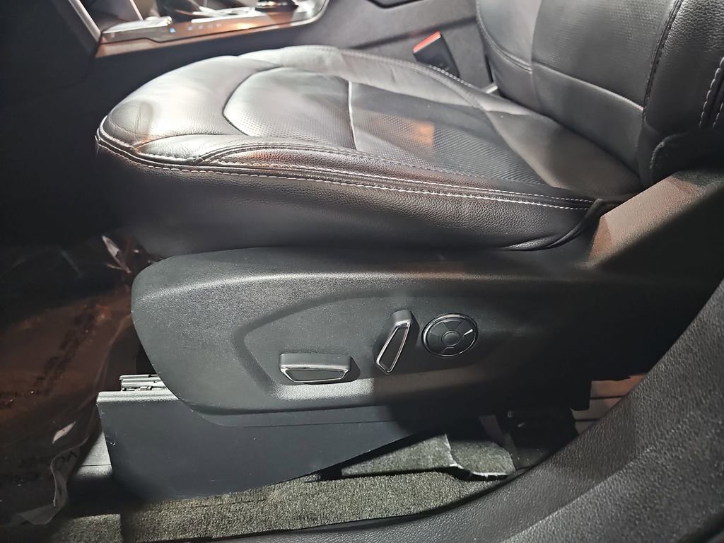 Used 2017 Ford Explorer Limited w/ Equipment Group 301A image 36