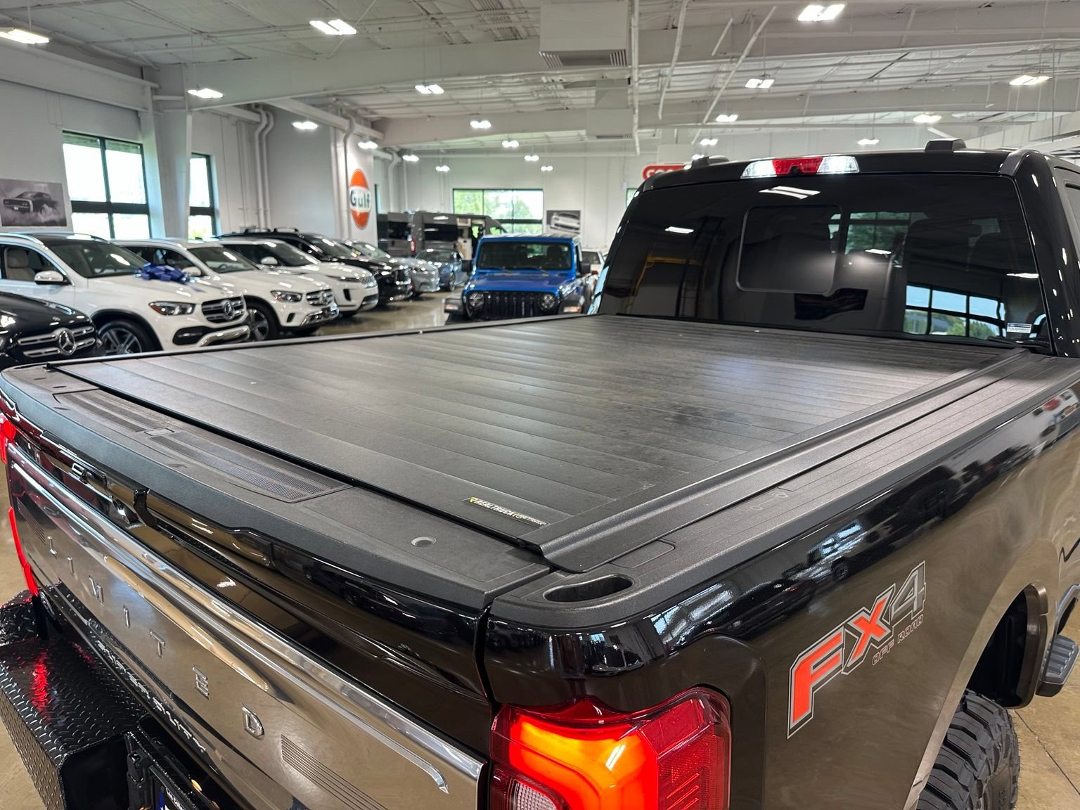 Used 2024 Ford F250 Limited w/ FX4 Off-Road Package AWD/4WD image 48