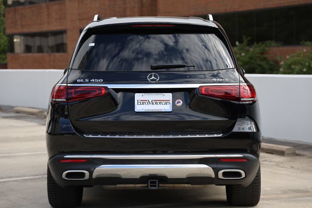 Used 2021 Mercedes-Benz GLS 450 4MATIC image 3