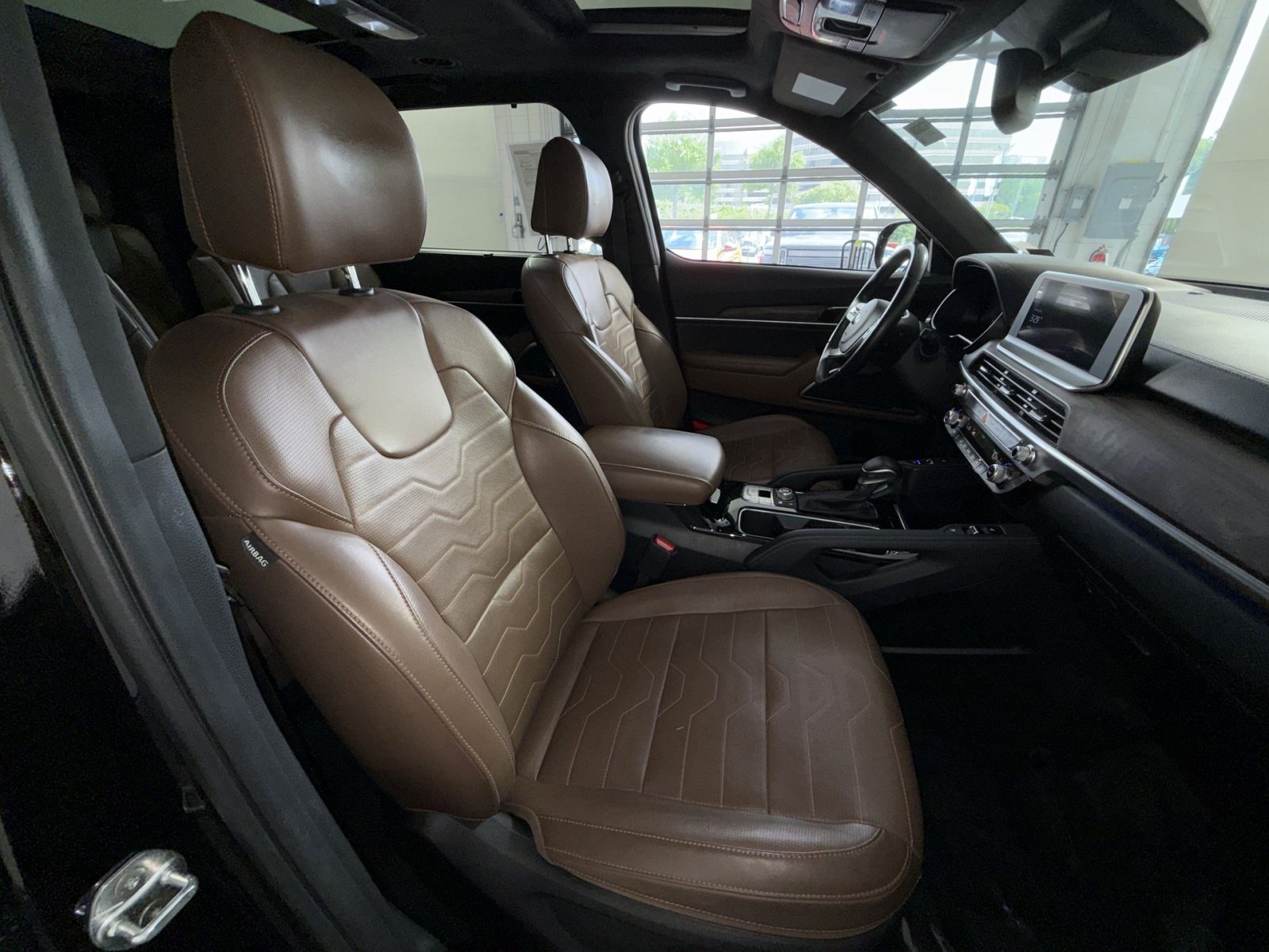 Used 2021 Kia Telluride SX w/ SX Prestige Package AWD/4WD image 28