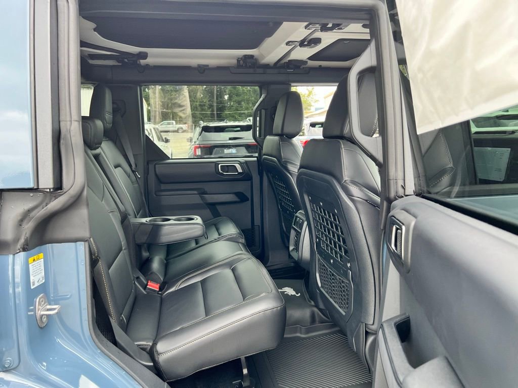 New 2025 Ford Bronco Badlands image 18