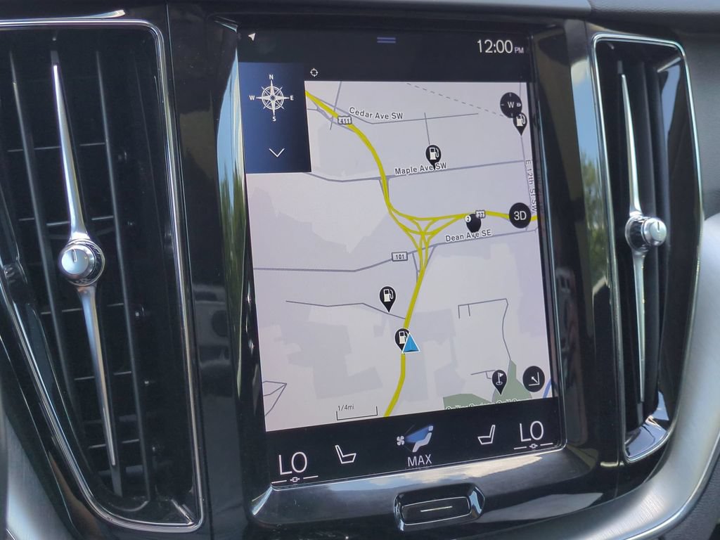 Used 2019 Volvo XC60 T5 Momentum w/ Multimedia Package AWD/4WD image 25