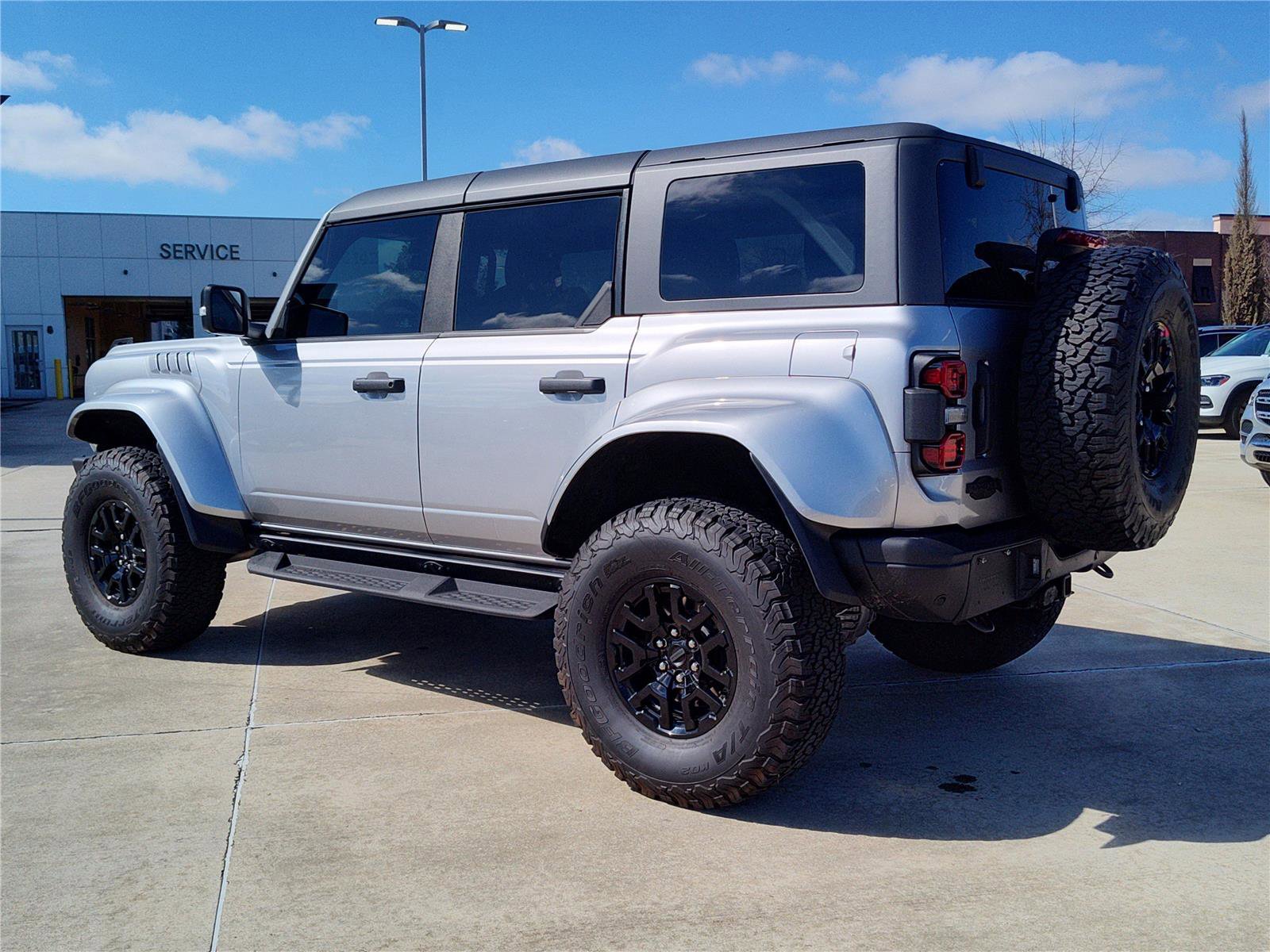 Used 2024 Ford Bronco Raptor w/ Interior Carbon Fiber Pack 6 image 4