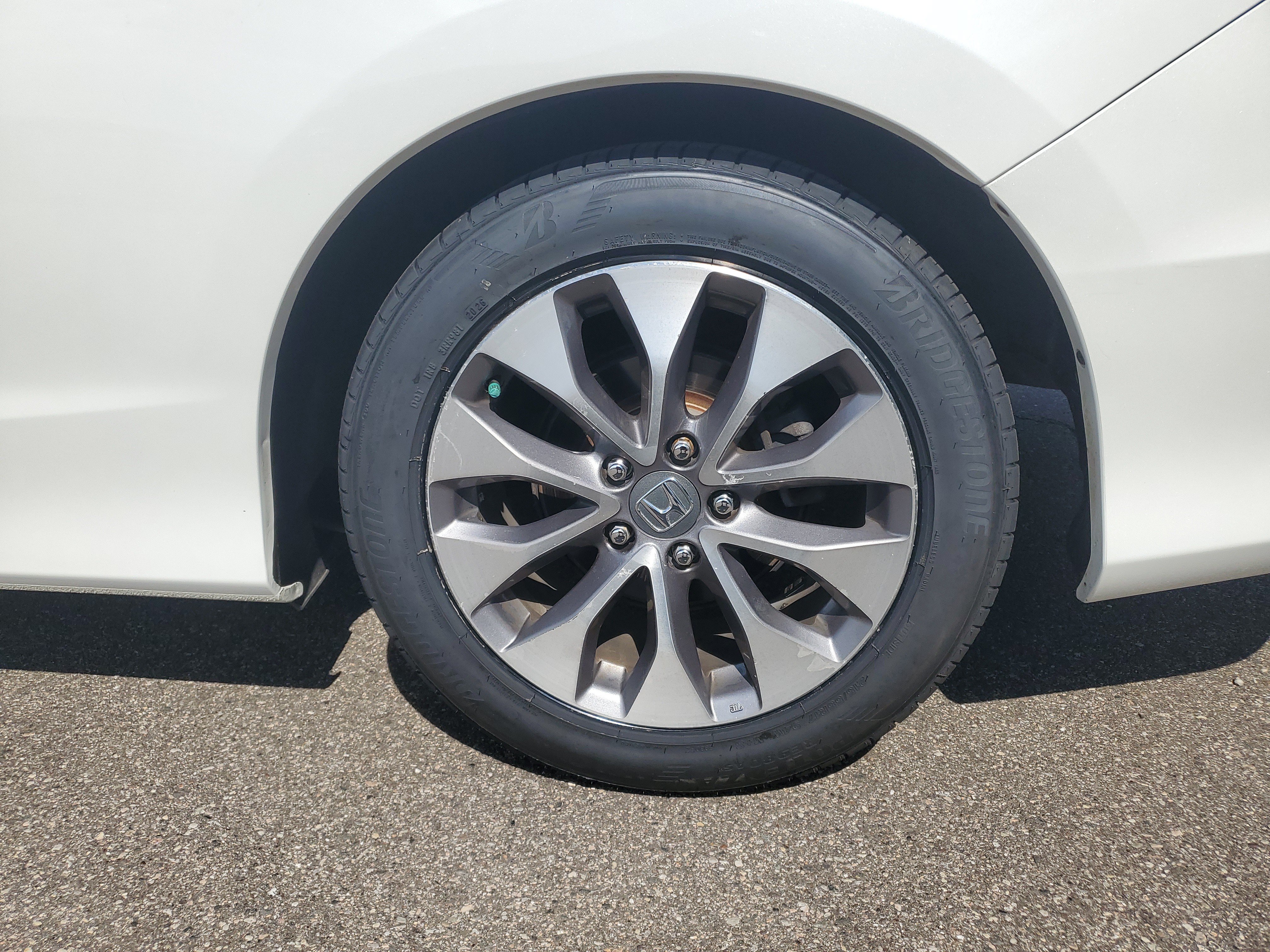 Used 2015 Honda Accord EX image 24