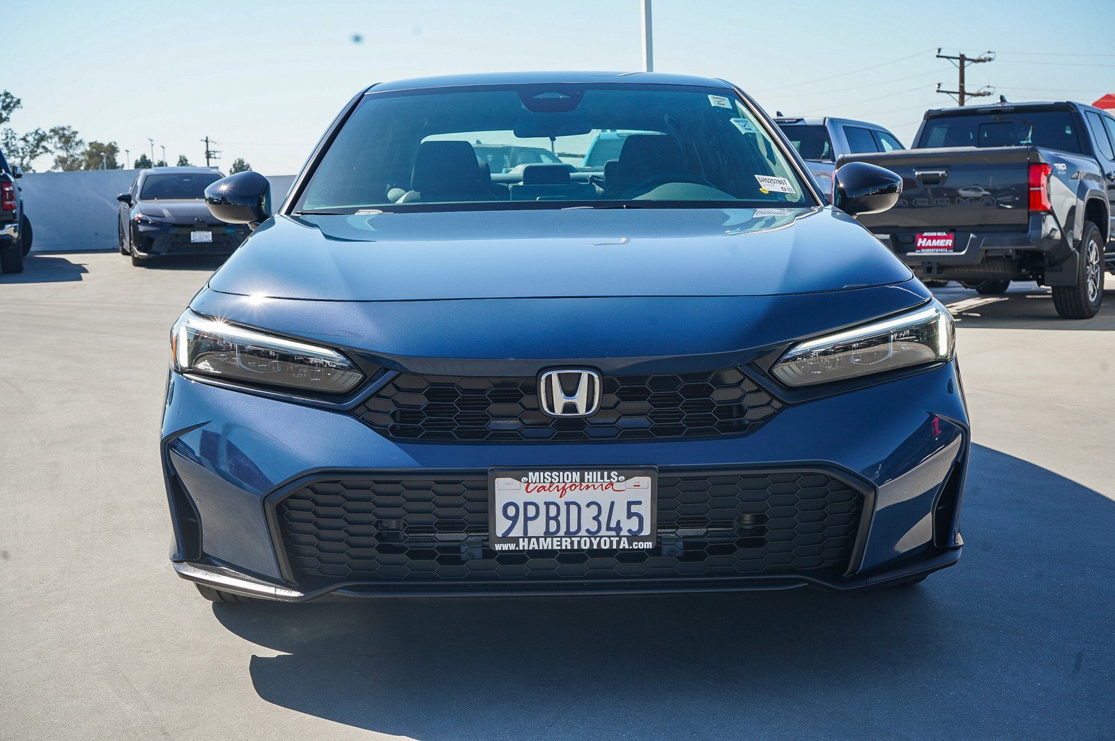 Used 2025 Honda Civic Sport image 2
