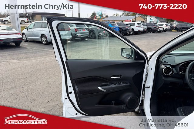 Used 2021 Nissan Kicks SV image 13