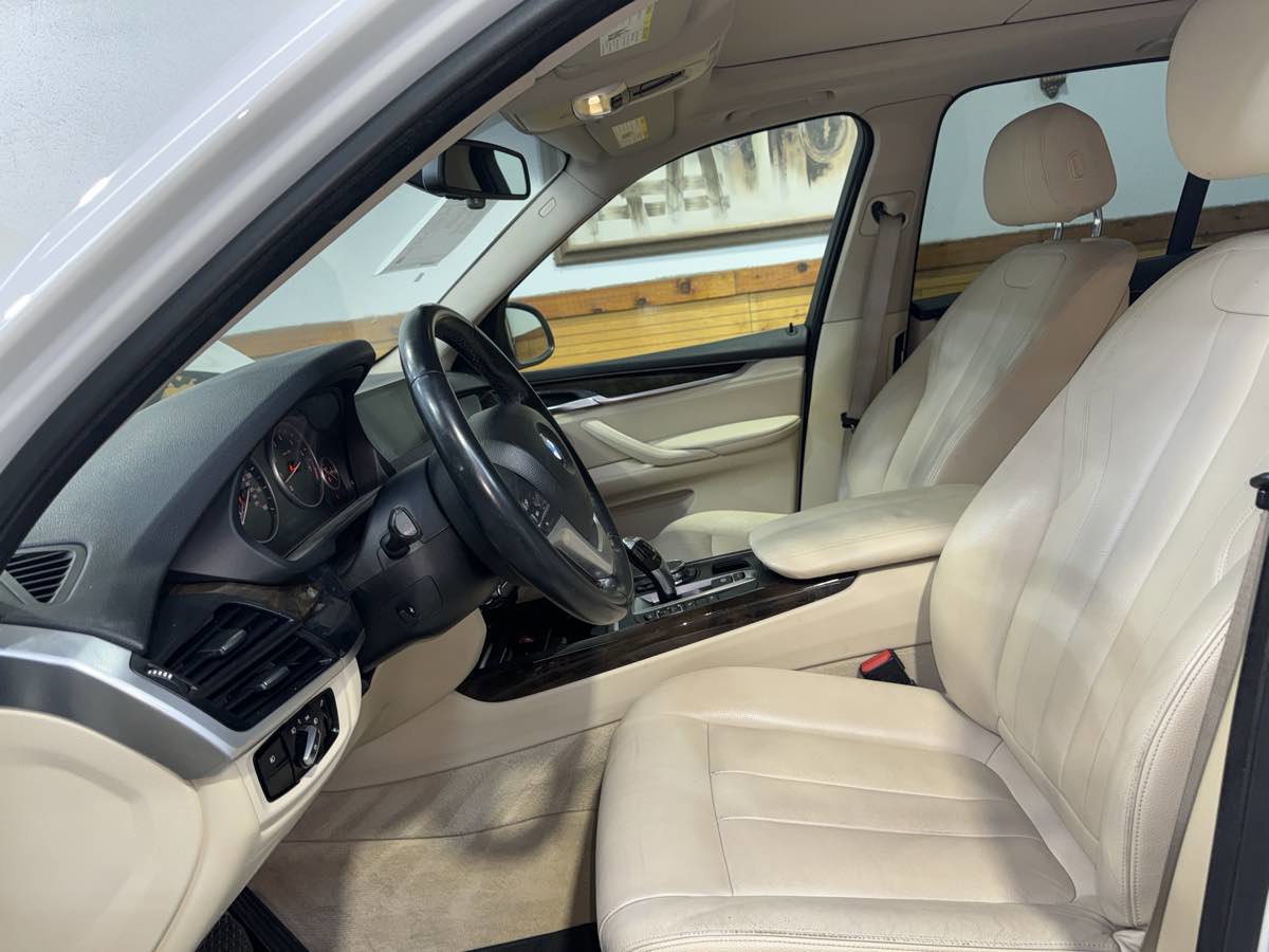 Used 2015 BMW X5 xDrive35i AWD/4WD image 17