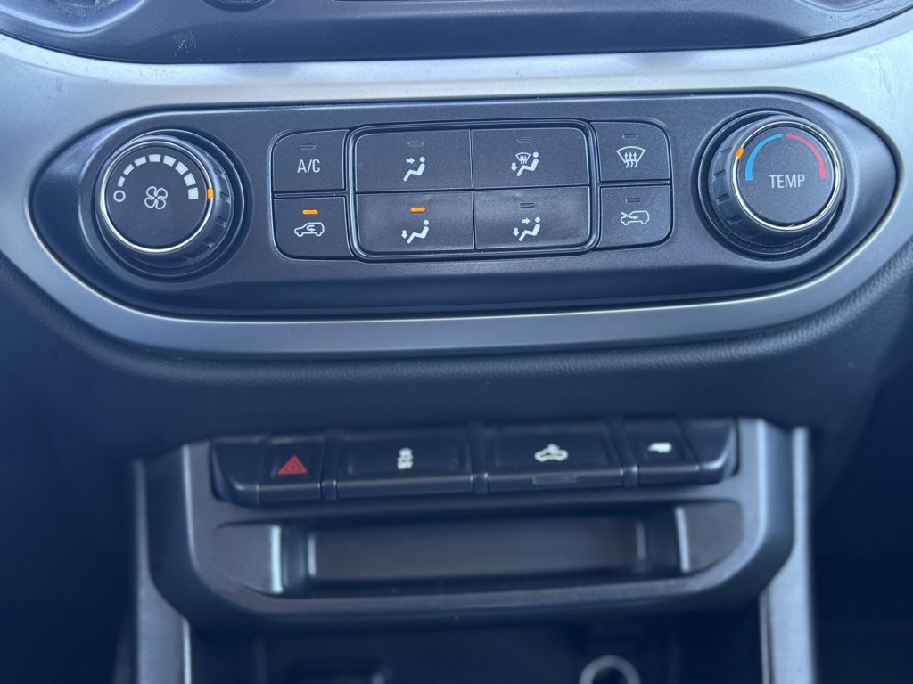 Used 2020 Chevrolet Colorado LT image 14