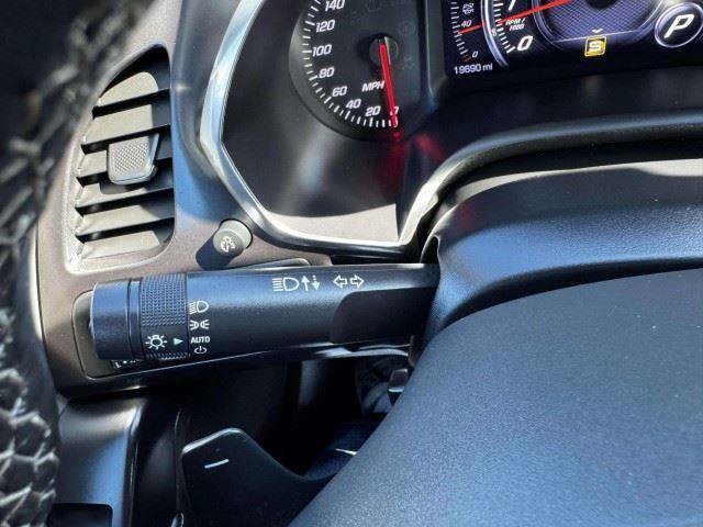 Used 2018 Chevrolet Corvette Grand Sport RWD image 31