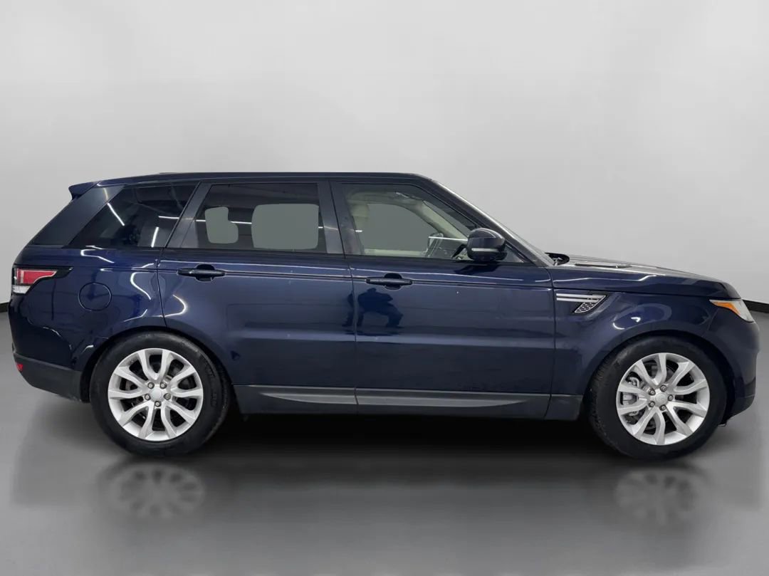Used 2017 Land Rover Range Rover Sport HSE AWD/4WD image 11