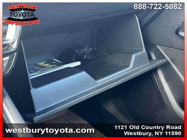 Used 2025 Chevrolet Traverse LT w/ Driver Confidence Package FWD image 29