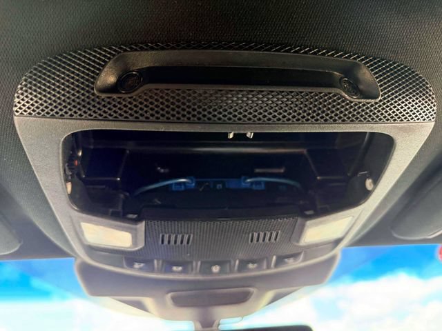 Used 2019 Lincoln Nautilus Select AWD/4WD image 32