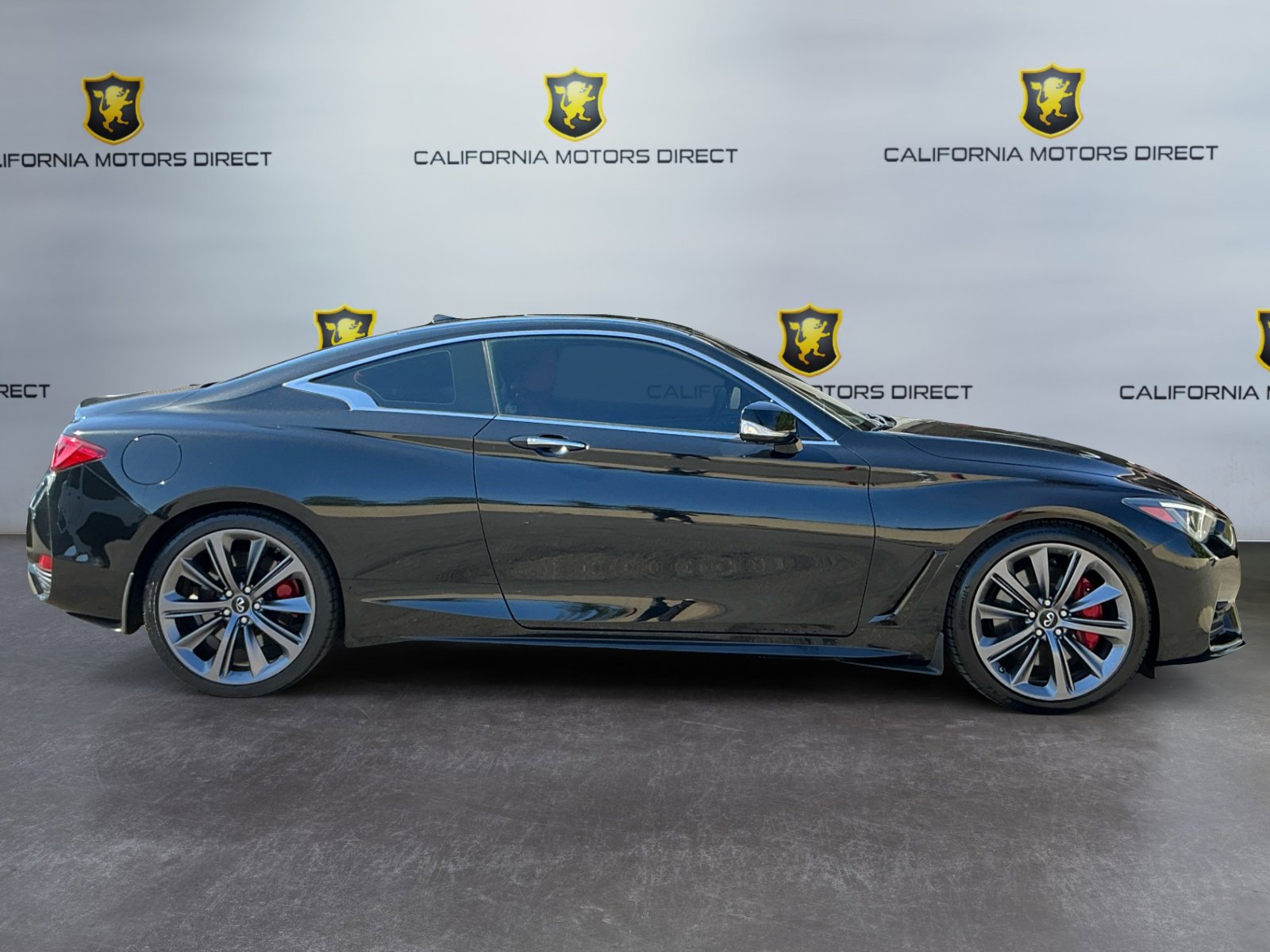 Used 2022 INFINITI Q60 Red Sport 400 w/ Cargo Package RWD image 4