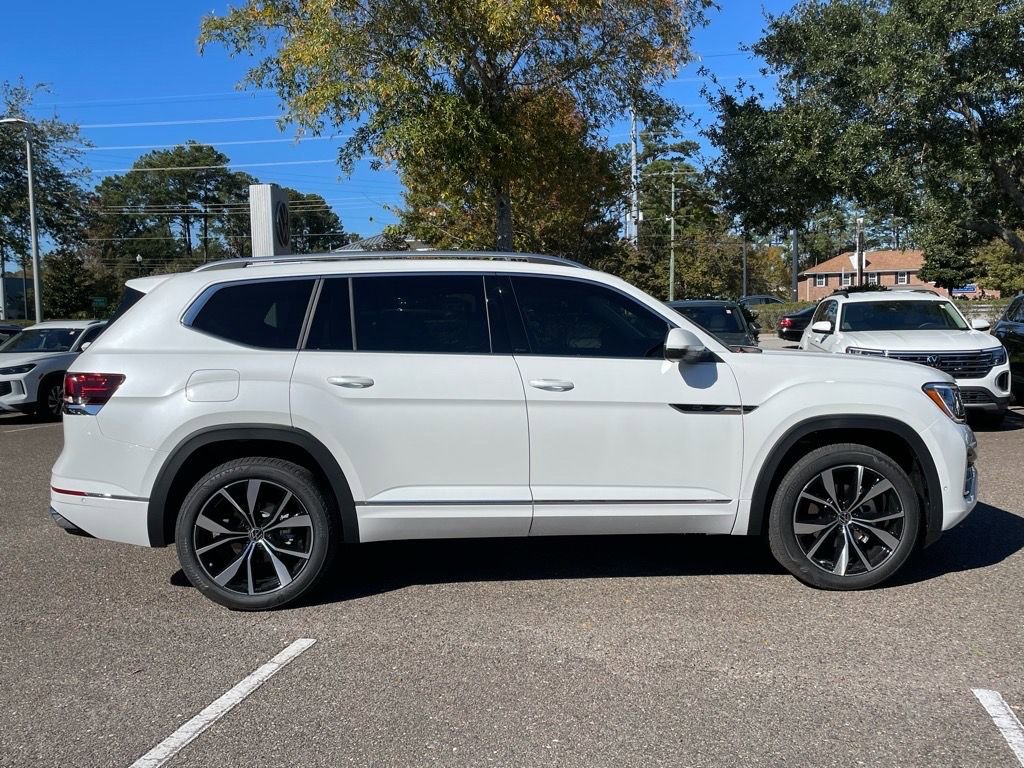 New 2026 Volkswagen Atlas SEL Premium R-Line AWD/4WD image 2