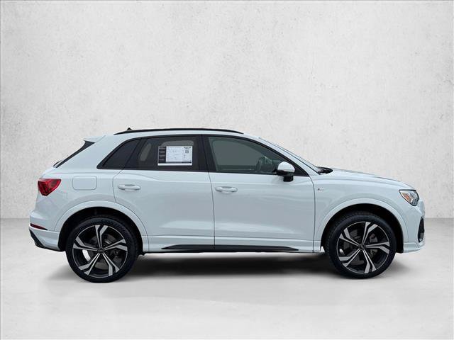 Used 2023 Audi Q3 2.0T Premium Plus w/ Premium Plus Package AWD/4WD image 4