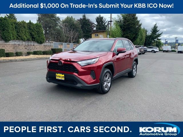 Used 2024 Toyota RAV4 XLE w/ Convenience Package image 1