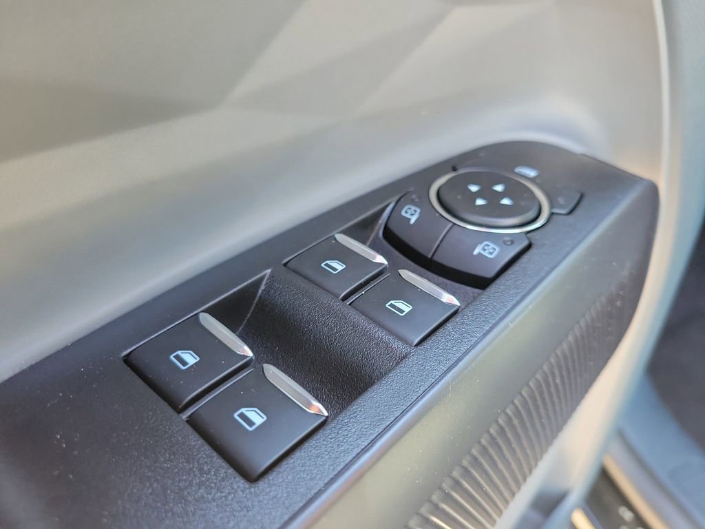 New 2026 Ford Maverick Lariat w/ Black Appearance Package image 15