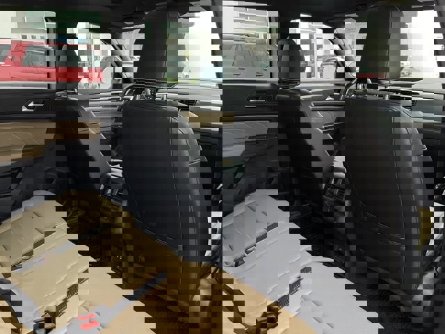 Used 2022 Volkswagen Atlas Cross Sport SE w/ Panoramic Sunroof Package image 29