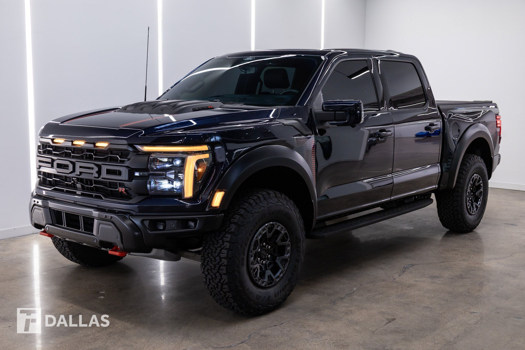 Used 2026 Ford F150 Raptor w/ Equipment Group 803A Raptor R AWD/4WD image 2