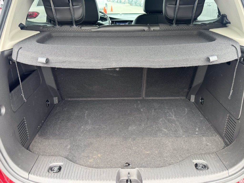 Used 2022 Buick Encore Preferred w/ Safety Package AWD/4WD image 33