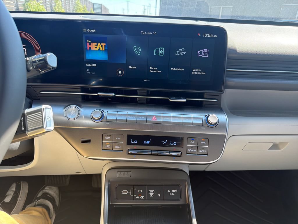 New 2026 Hyundai Kona SEL Premium FWD image 24