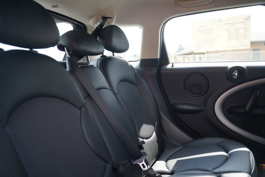 Used 2014 MINI Cooper Countryman FWD image 13