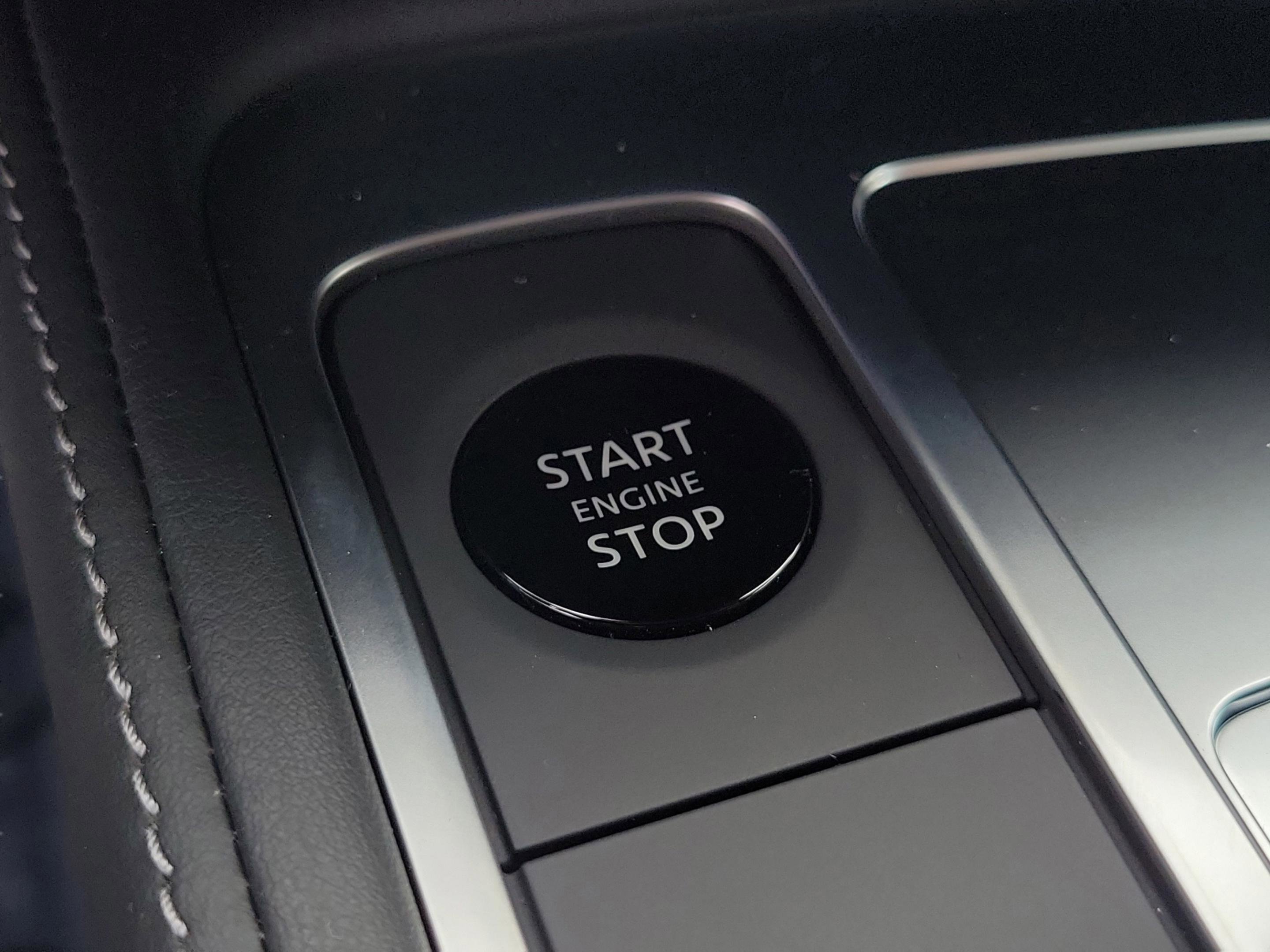 Certified 2026 INFINITI QX60 Luxe w/ Cargo Package image 28